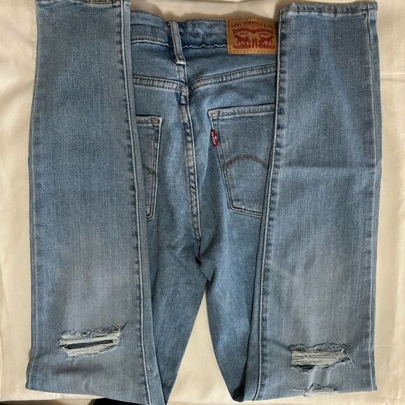LEVIS HIGH RISE SKINNY JEANS- LIKE NEW- SIZE 26 - Picture 4 of 7